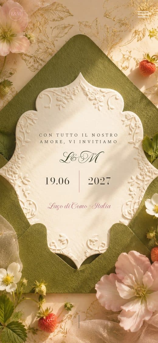 Modello "Strawberry Matcha" — partecipazione matrimonio digitale moderna e giocosa
